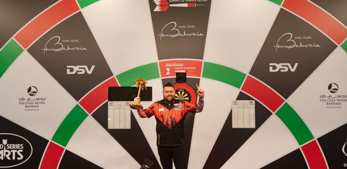 Reigning champion Smith faces Nebrida in 2024 Bahrain Darts Masters PDC